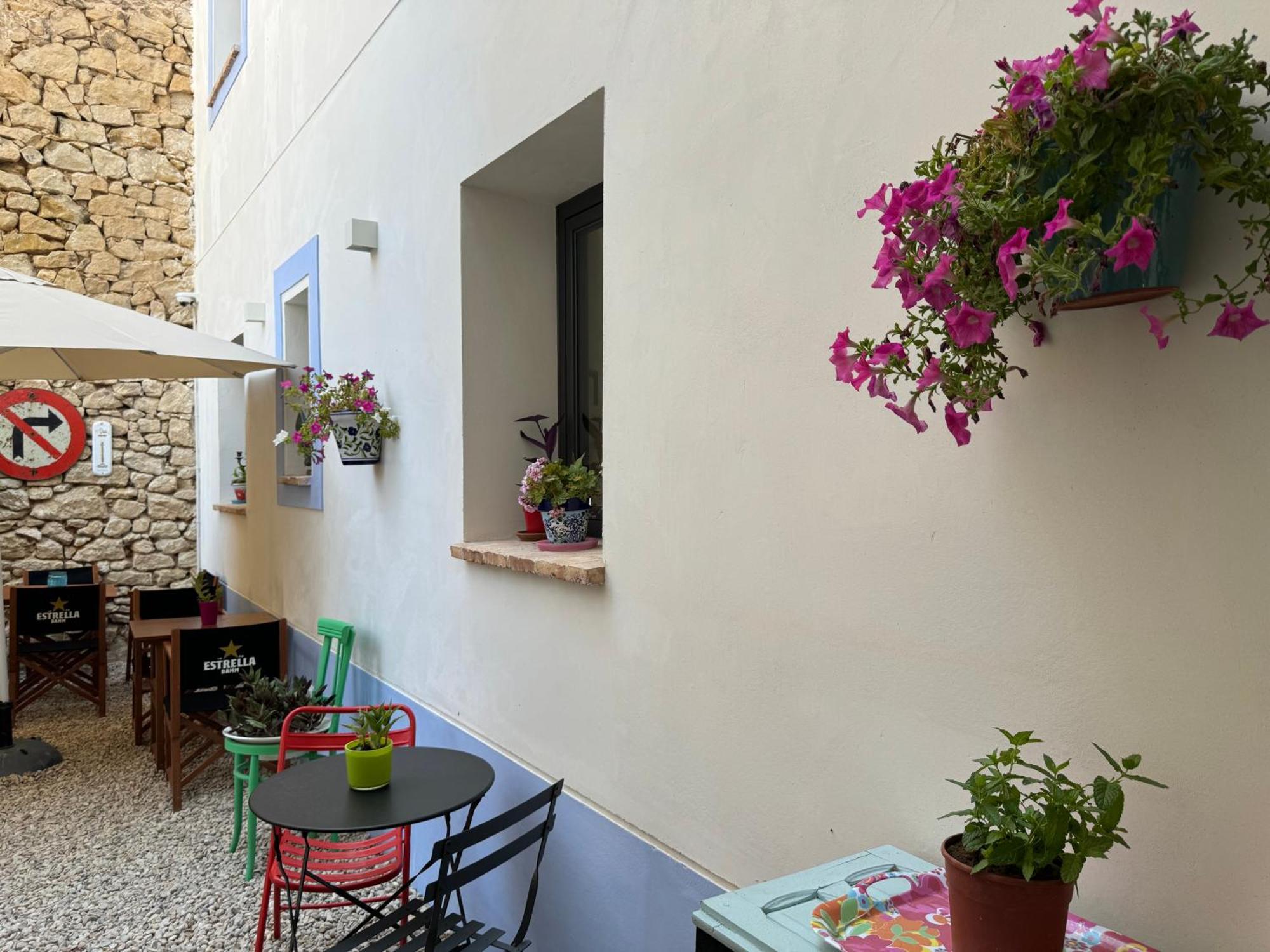 Casa Don Pelayo Boutique Apartments & Cafe Valderrobres Eksteriør bilde
